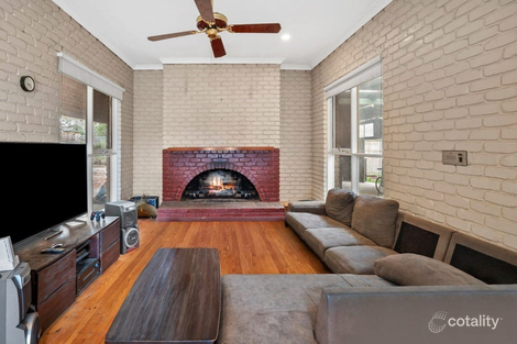 Property photo of 77 Rowes Lane Wallan VIC 3756