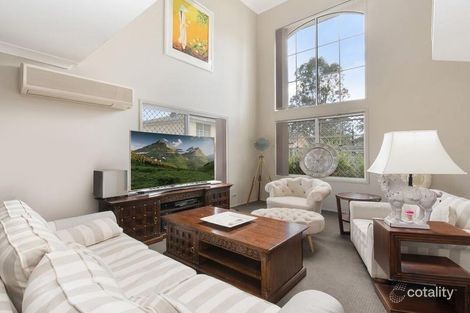 Property photo of 14 Royal Court Ashmore QLD 4214