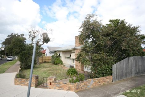 Property photo of 40 Hamlyn Avenue Hamlyn Heights VIC 3215