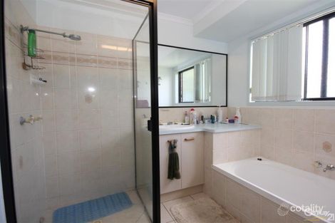 70 Clearview Ave, Thabeban, QLD 4670