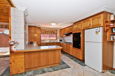 Property photo of 8 Pintail Crescent Taylors Lakes VIC 3038