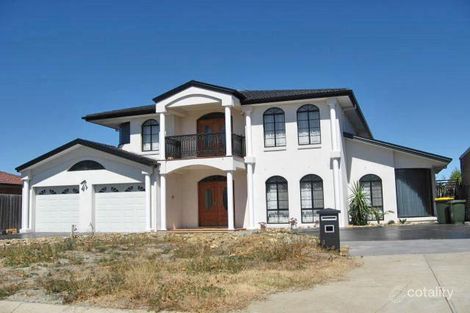 19 Landsbourgh Ave, Taylors Lakes, VIC 3038