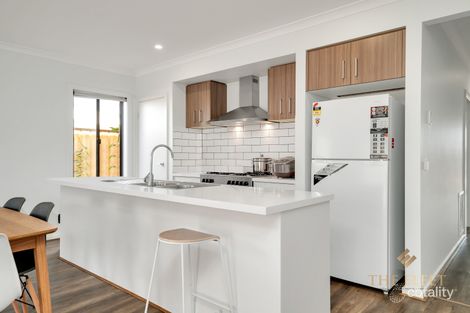 Property photo of 38 Tiverton Terrace Werribee VIC 3030