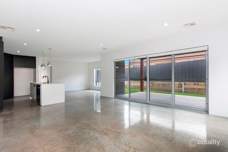 Property photo of 2/30 Lava Street Warrnambool VIC 3280