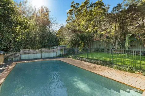 Property photo of 3 Pangari Close Wyoming NSW 2250