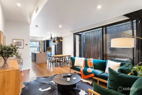 Property photo of 164 Mitchell Road Alexandria NSW 2015