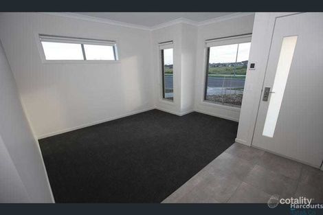 Property photo of 11 Genesis Drive Epping VIC 3076