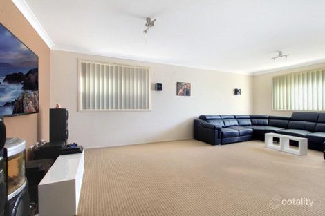 Property photo of 2/28 Taylor Road Albion Park NSW 2527
