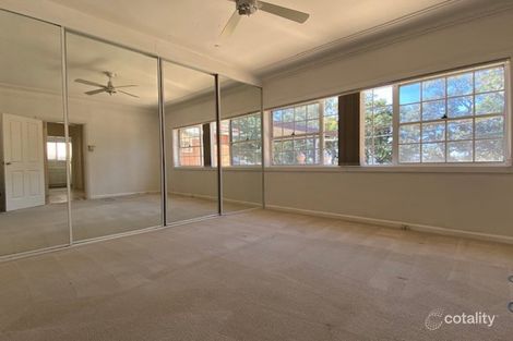 Property photo of 5 Henry Lawson Drive Peakhurst NSW 2210
