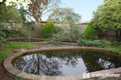 Property photo of 33 Bemersyde Drive Berwick VIC 3806