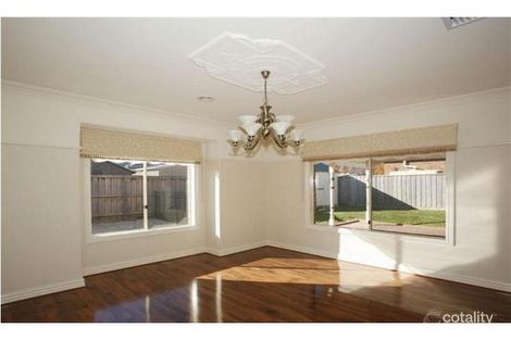 Property photo of 14 Grand Manor Drive Berwick VIC 3806
