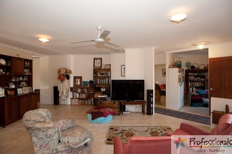 Property photo of 85 Jeffrey Road Glen Iris WA 6230