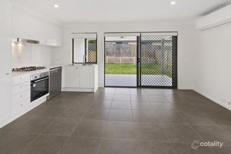 Property photo of 2/46 Arrowsmith Crescent Ormeau Hills QLD 4208