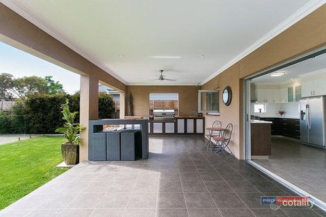 Property photo of 13 Little John Court Werribee VIC 3030