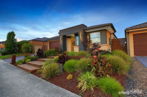 Property photo of 7 Hood Place Pakenham VIC 3810