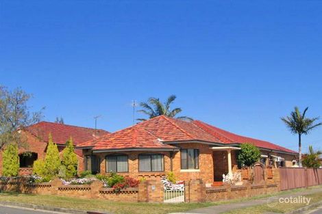 15 Lee Ave, Beverly Hills, NSW 2209