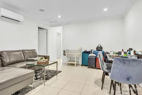 Property photo of 3 Herne Path Wyndham Vale VIC 3024