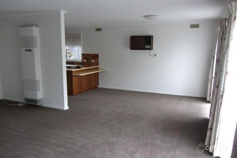 Property photo of 2/18 Hopetoun Road Drouin VIC 3818