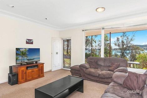 Property photo of 594 Macquarie Drive Eleebana NSW 2282