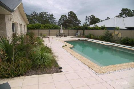 Property photo of 24 Allard Close Bellbowrie QLD 4070