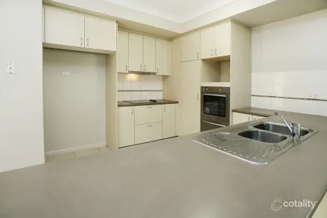 Property photo of 7 Franklin Drive Mount Louisa QLD 4814