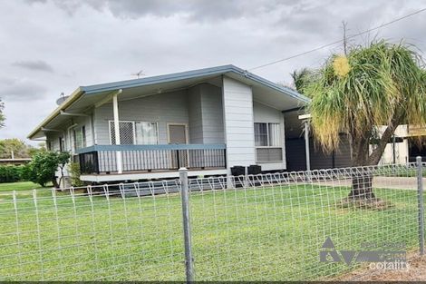 Property photo of 30 Pryor Place Emerald QLD 4720