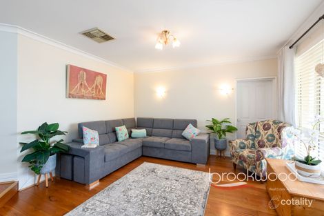 Property photo of 7 Ridgeway Place Mahogany Creek WA 6072