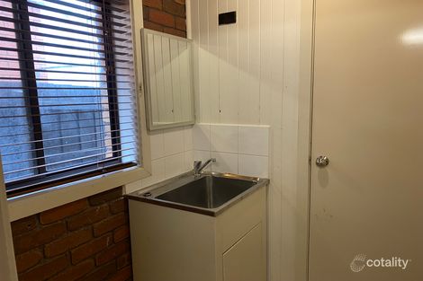 Property photo of 2/18 Blendon Avenue St Albans VIC 3021