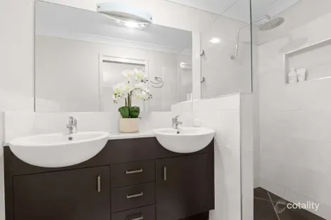 Property photo of 33 Pepper Tree Circuit Maroochydore QLD 4558