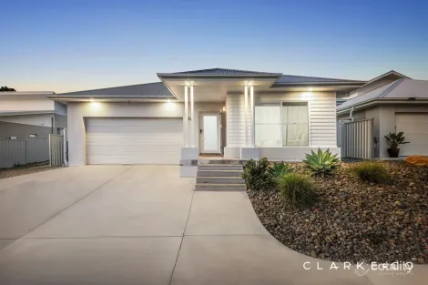 Property photo of 28 Corella Close Aberglasslyn NSW 2320