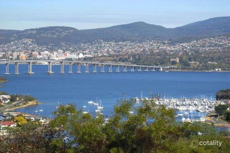 Property photo of 17 Nottingham Court Lindisfarne TAS 7015