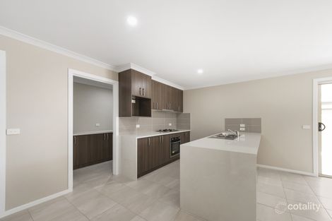 Property photo of 31 Ruthven Circuit Wodonga VIC 3690