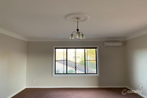 Property photo of 37 Dampier Street Chifley NSW 2036