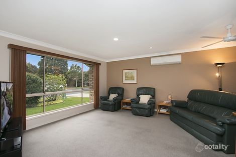 Property photo of 13 Silver Glade Drive Elanora QLD 4221