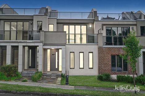 9a Bayley Gr, Doncaster, VIC 3108