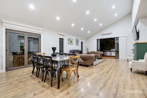 Property photo of 10 Braveheart Road Craigieburn VIC 3064