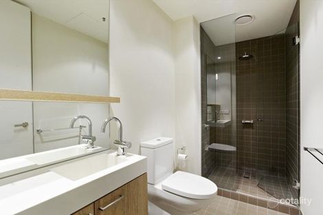 Property photo of 18 Seashell Avenue Coomera QLD 4209