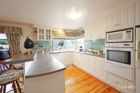 Property photo of 3 Tattlar Place Rowville VIC 3178