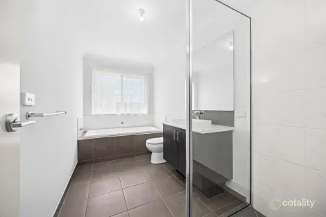 Property photo of 10-12 Middleton Road Armstrong Creek VIC 3217