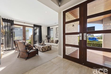 Property photo of 18 Bloom Street Werribee VIC 3030