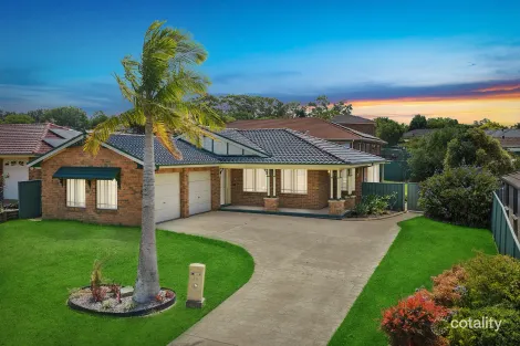 33 WALKER AVE, KANWAL, NSW 2259