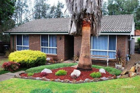 40 Clennam Ave, Ambarvale, NSW 2560