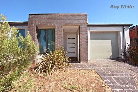 Property photo of 41 Pioneer Drive Deer Park VIC 3023