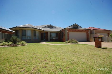 39 Calabria Rd, Griffith, NSW 2680