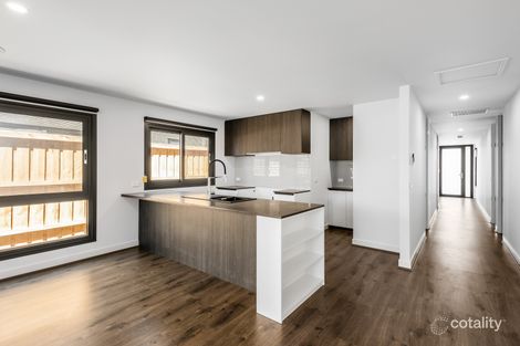 Property photo of 12 Xavier Way Clyde North VIC 3978