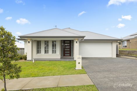 8 Ivey Ave, North Rothbury, NSW 2335