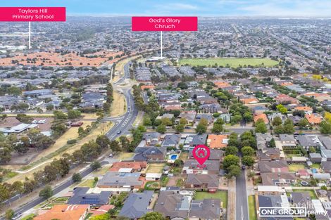 Property photo of 6 Exhibition Parade Taylors Hill VIC 3037