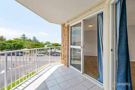 Property photo of 11/155 Wynnum Esplanade Wynnum QLD 4178