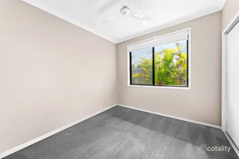 Property photo of 10 Pallara Avenue Pallara QLD 4110