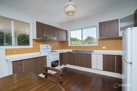 Property photo of 102 Thomas Street Clontarf QLD 4019